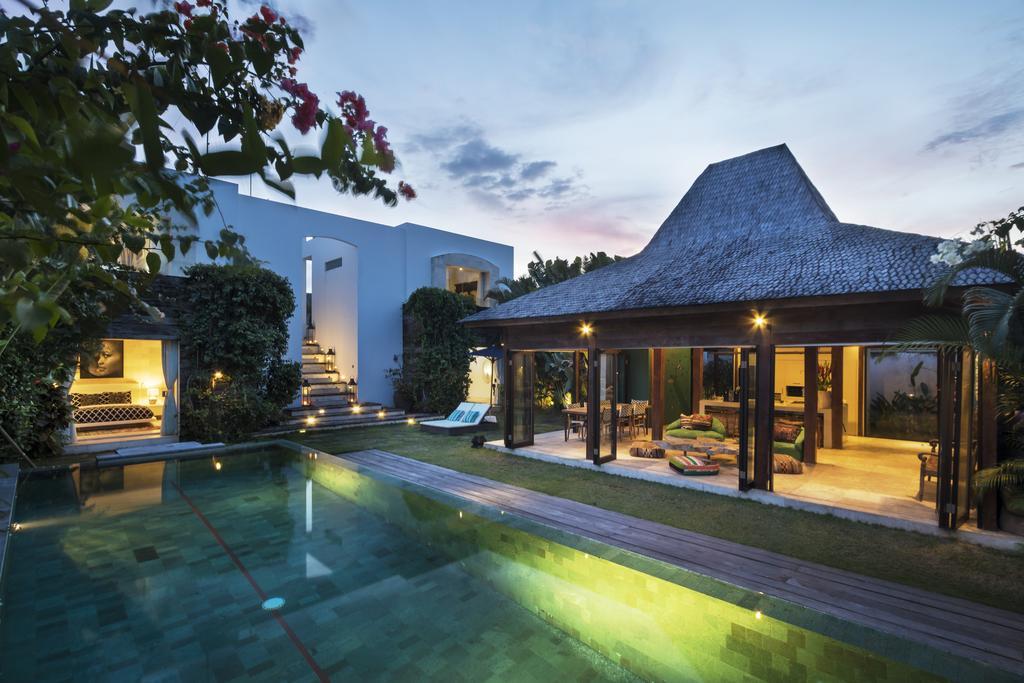 Elegant Villa Casabianca - Tropical Pool & Garden, Near Potato Head Beach Club! Seminyak  Exterior photo